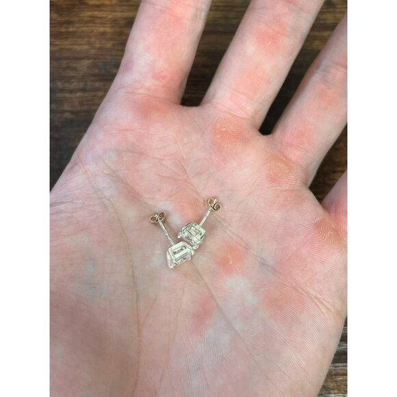 Designer Sterling Silver & Cubic Zirconia Princess Cut Stud Pierced Earrings! 71 - Picture 6 of 6